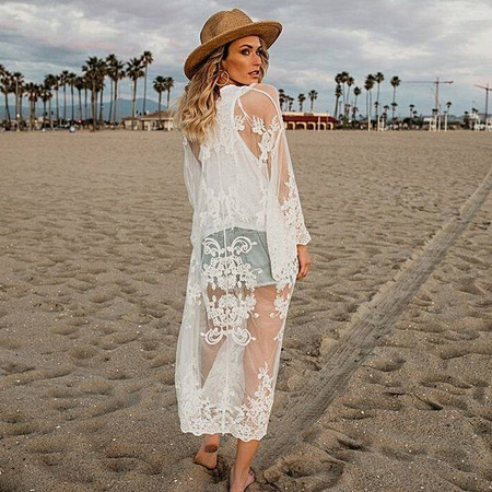 Koronkowa narzutka plażowa boho