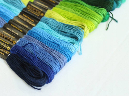 Mulina do haftowania kolorowa 100 szt