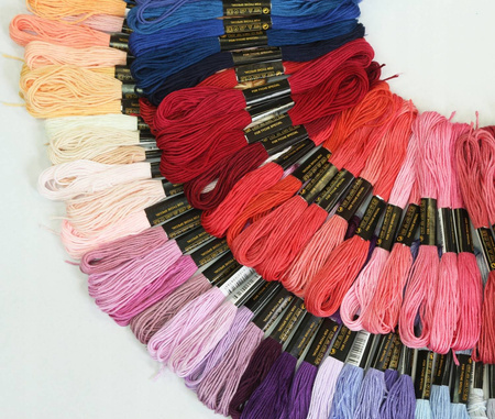 Mulina do haftowania kolorowa 200 szt