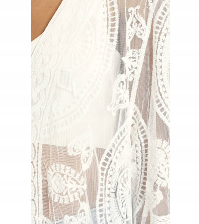 Koronkowa narzutka plażowa boho