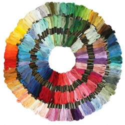 Mulina do haftowania kolorowa 200 szt